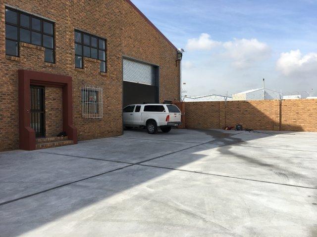 To Let commercial Property for Rent in Montague Gardens Western Cape